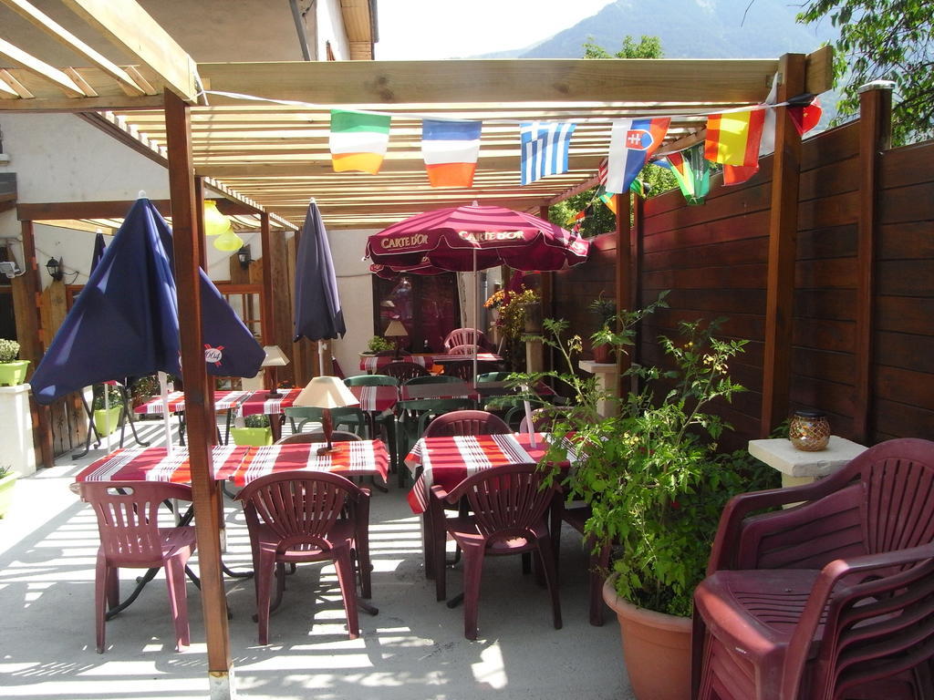 Hotel Le Terminus Le Bourg-d'Oisans Bagian luar foto